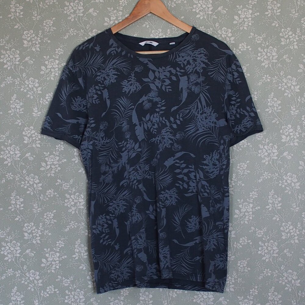 Only & Sons | Rolled Cuff T-Shirt, 100% Cotton
